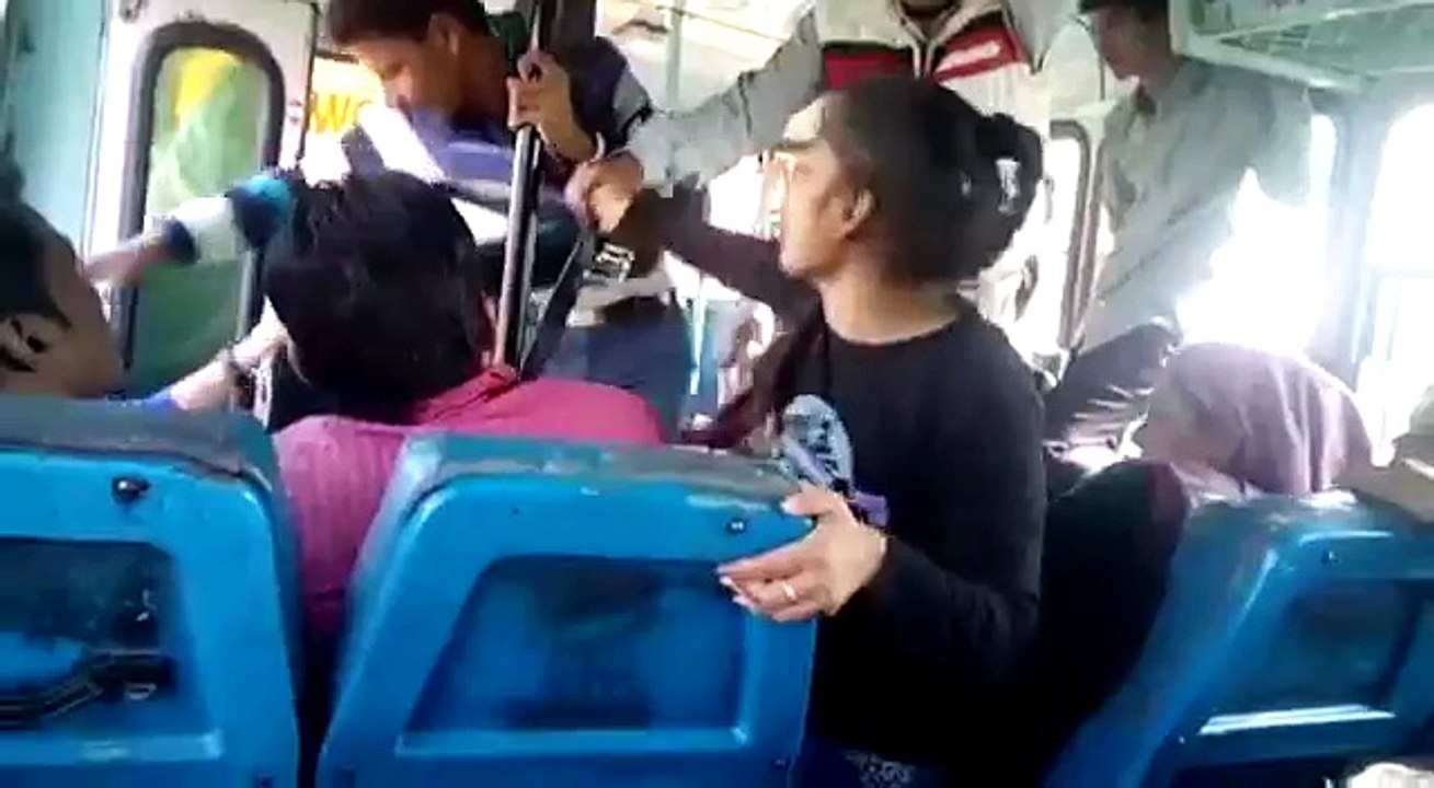 Dekho Mardani Sisters..!