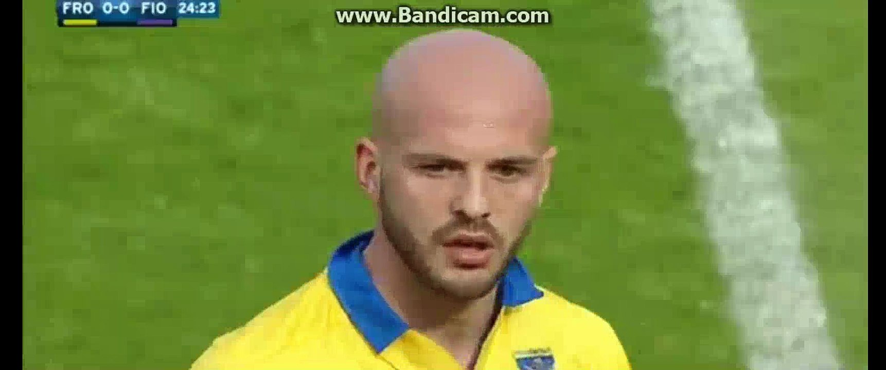 Nikola Kalinic Amazing Skills & Pass - Frosinone 0-0 Fiorentina 20-03-2016