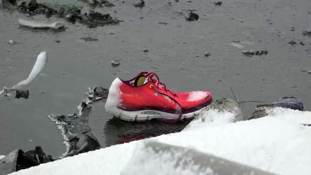 Investigators probe Russia plane crash that killed 62