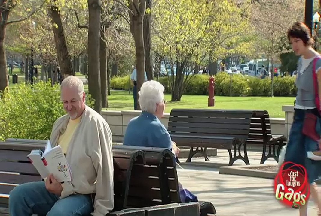 Daily Laughs_Undoing shirt gag