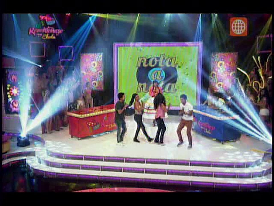 Elenco de Valiente Amor vs Elenco de En El Barrio en el Canta y Gana