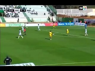 لقطة الأسبوع : لقطة طريفة من المباراة التي تجمع بين النادي القنيطري و المغرب الفاسي