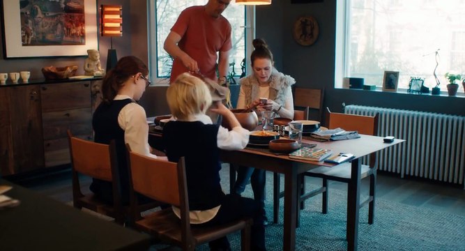 Maggies Plan Official Trailer #1 (2016) - Ethan Hawke, Julianne Moore Comedy