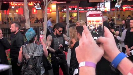 Carmen Electra -- Double Dipping Tongues with Ex-Husband Dave Navarro