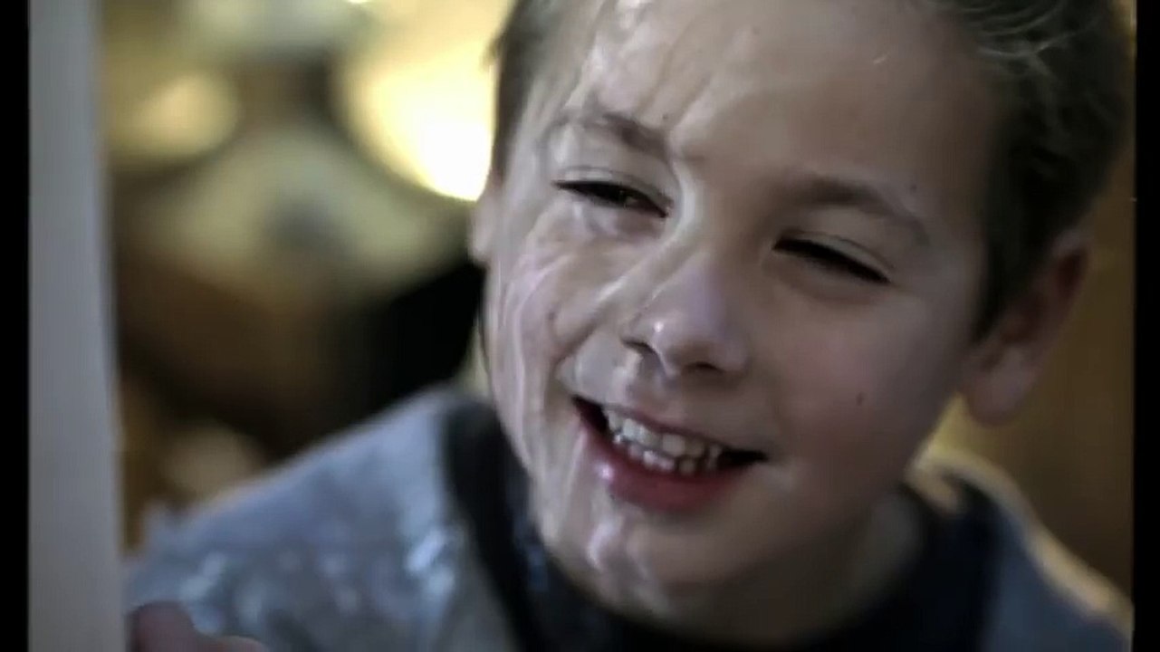 Cute kitten finds new home - „Welcome Home“ by Catsan