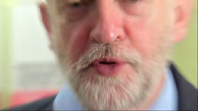 Jeremy Corbyn urged by Neil Kinnock to smarten up his look