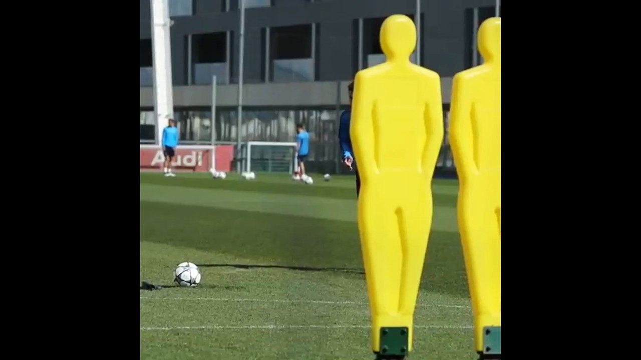 Cristiano Ronaldo training