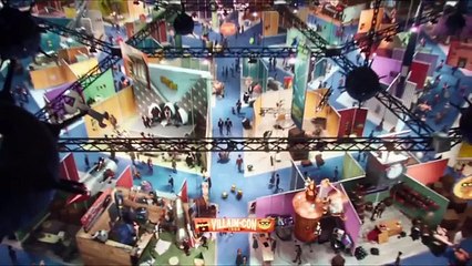 Twitter account celebrates the most dumbfounding film reviews of all time