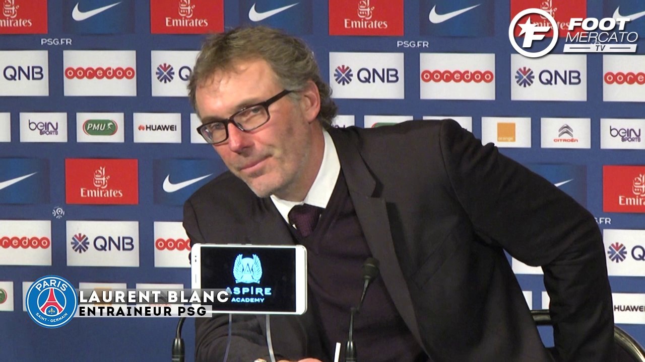 PSG : Blanc et l'absence de van der Wiel
