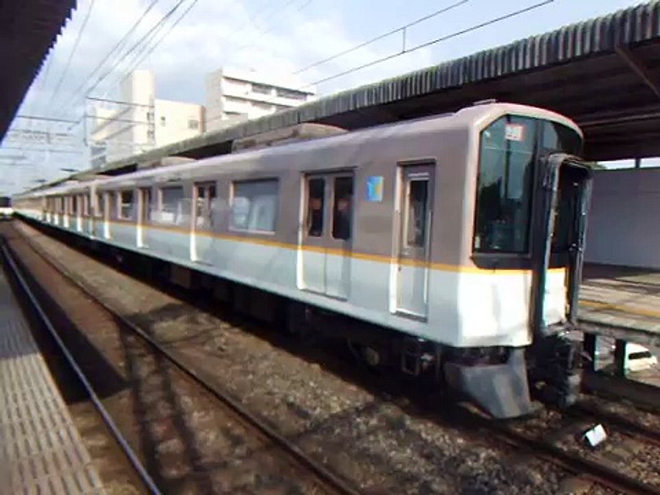 近鉄9820系9828F+1252系1271F+1272系三宮行き快速急行発車@学園前駅
