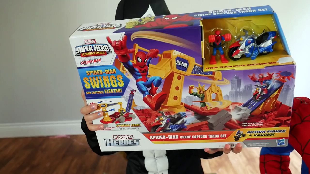 GIANT EGG SURPRISE OPENING SPIDERMAN VS VENOM Superhero Battle Kids Marvel Superhero Toys Kids Video