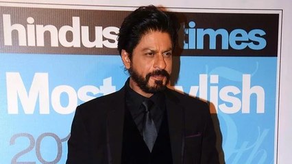 Shahrukh Khan At HT Most Stylish Awards 2016