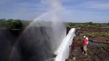 Plongeons spectaculaire à 30m depuis les chutes Victoria