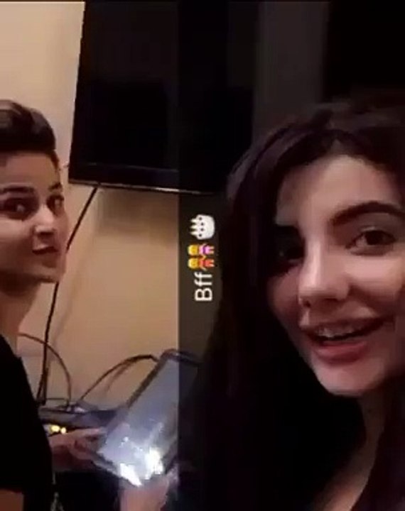 Saba Qamar kissess Model Zainab for her Birthday