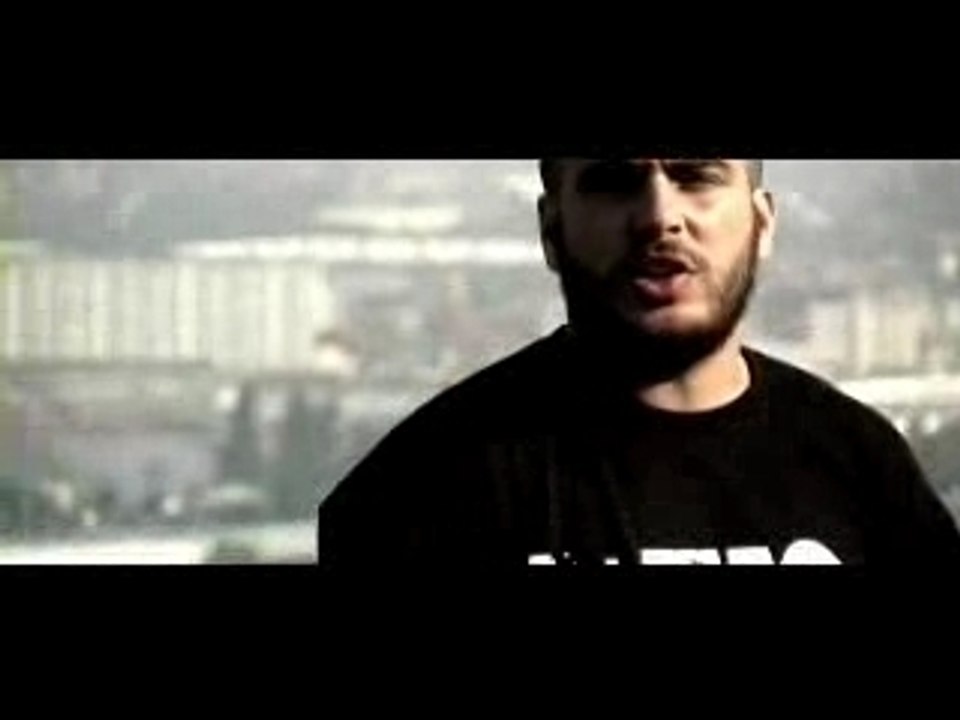 Medine Ecole De La Vie (clip)