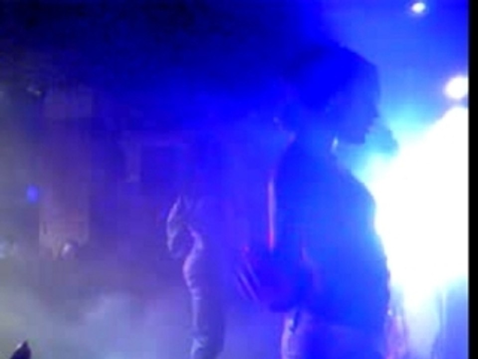 Kelly Rowland 'Say my name' Live