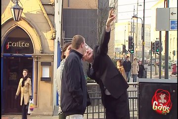 Pointing Nowhere Prank