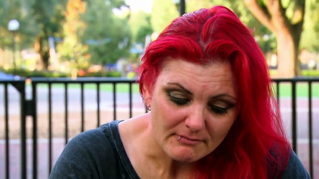 Paige confides in her mother: Total Divas, March 8, 2016