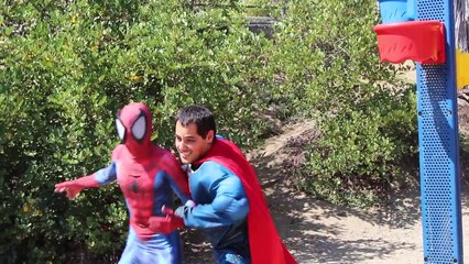 Spiderman vs Superman vs Hulk Rematch @Andrawiz