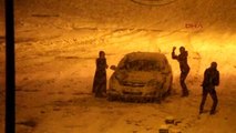 Van Başkale?de Kar 34 Mahalle Yolunu Kapattı
