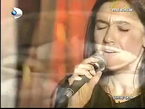 Şevval Sam Ne Ağlarsın Benim Zülfü Siyahım