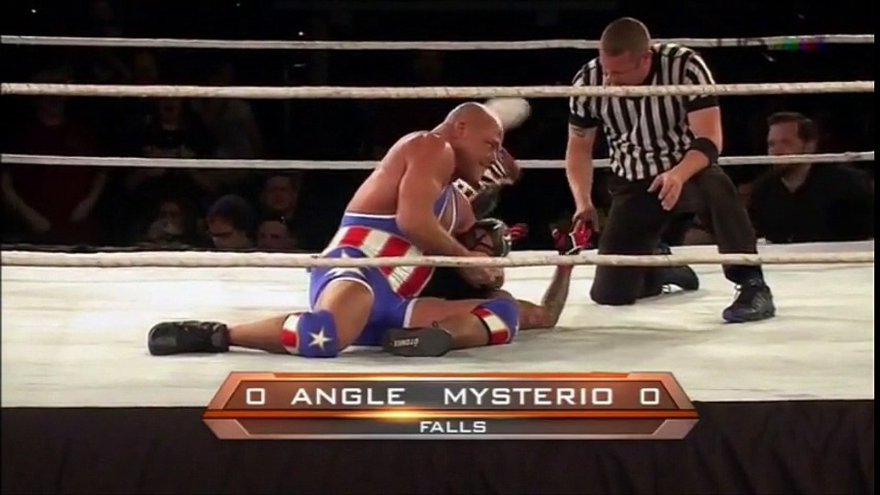 Kurt Angle vs Rey Mysterio