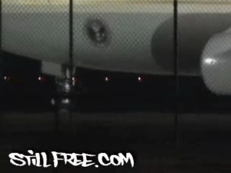 Marc Ecko Tagging AirForceOne