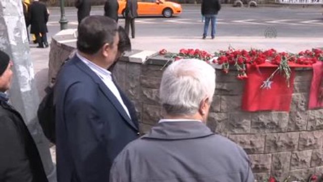 Şiddetsiz Toplum Derneği Üyelerinden Kızılay'da Basın Açıklaması