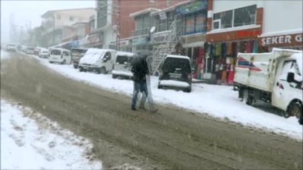 Van Başkale?de Kar 34 Mahalle Yolunu Kapattı-Ek