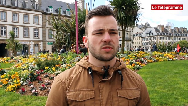 Morlaix. 350 lycéens mobilisés en centre-ville