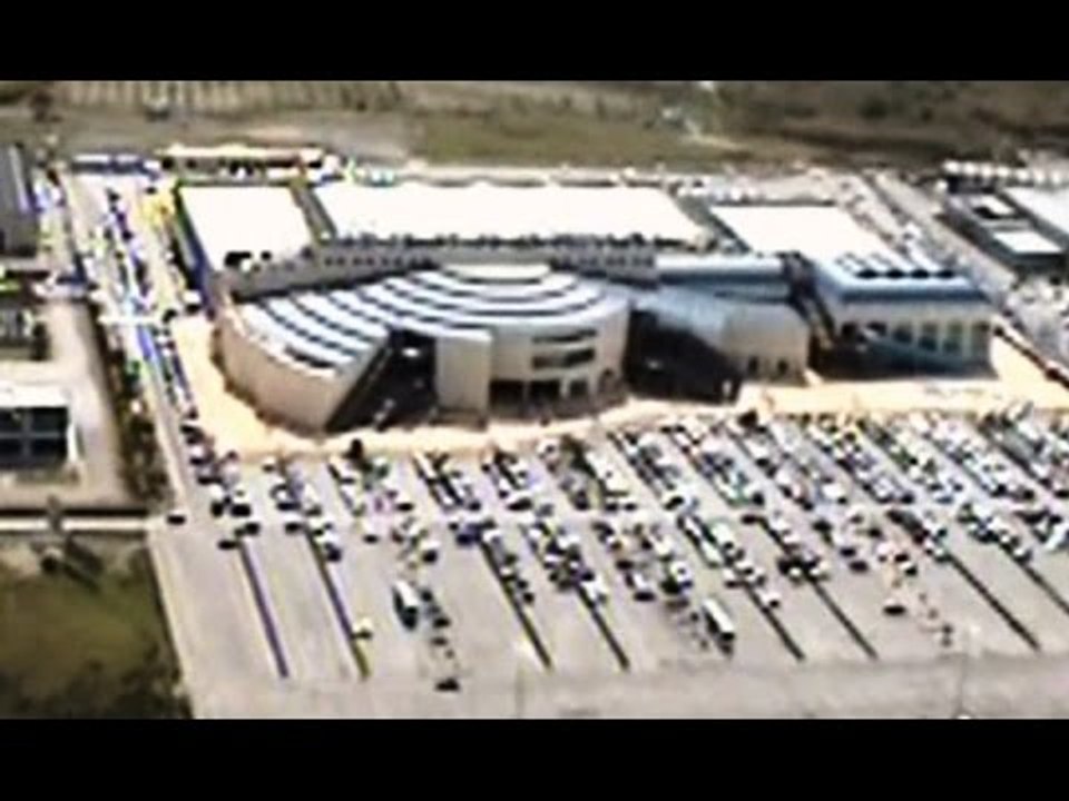 Catanzaro - 'Ndrangheta, maxi sequestro alla cosca Iannazzo: sigilli a centri commerciali (21.03.16)