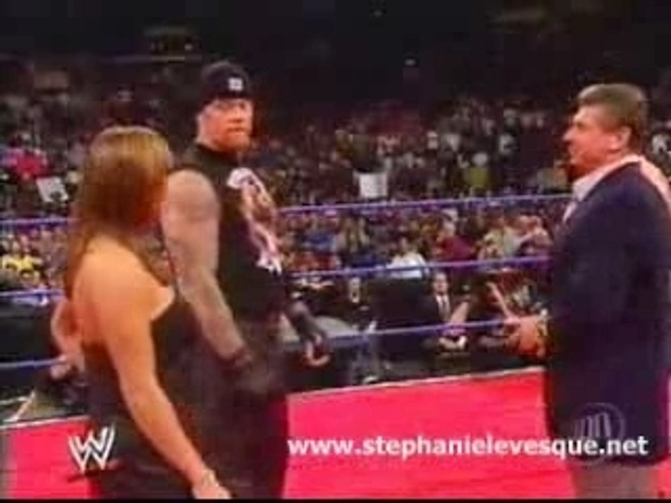 Stephanie accept vince for no mercy