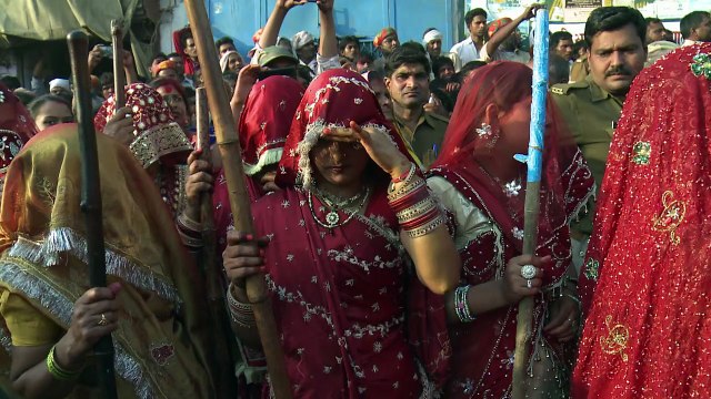 India celebrates Holi festival with traditional coloured powders