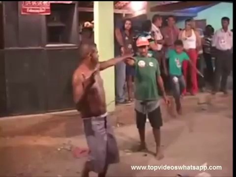 Whatsapp Videos Engraçados - Narrando Confusão de Bêbados