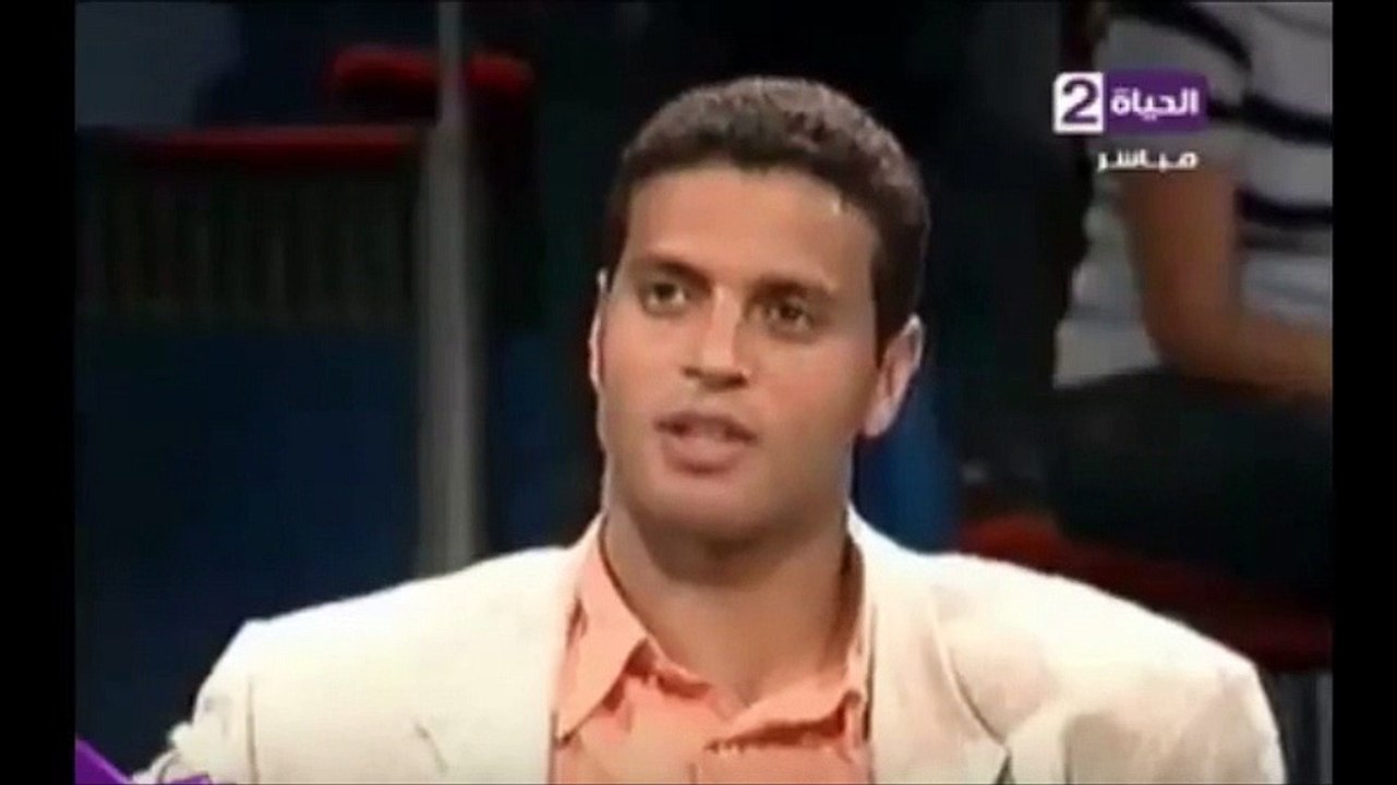 حازم إمام يداعب مدرب الأهلى على الهواء