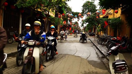 STREETS Inter[-n-a-t-i-o-n-a-l-] Documentary