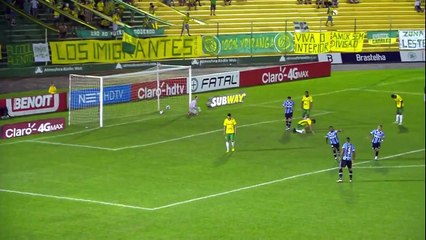 Lincoln scores incredible Zlatan-esque backheel golazo for Gremio
