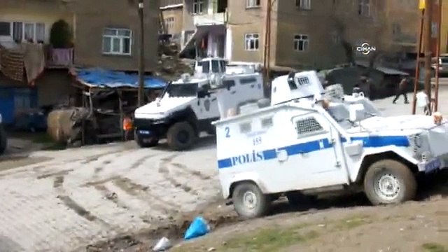 Hakkari'de Nevruz etkinliğinde olaylar çıktı