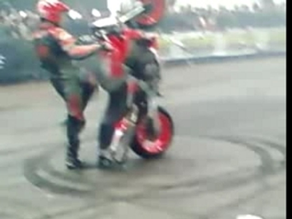 Burns moto magnifiqque!!