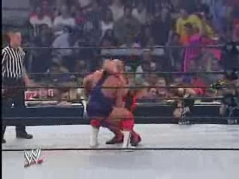 WWE - Kurt Angle vs John Cena (Cena Debute)