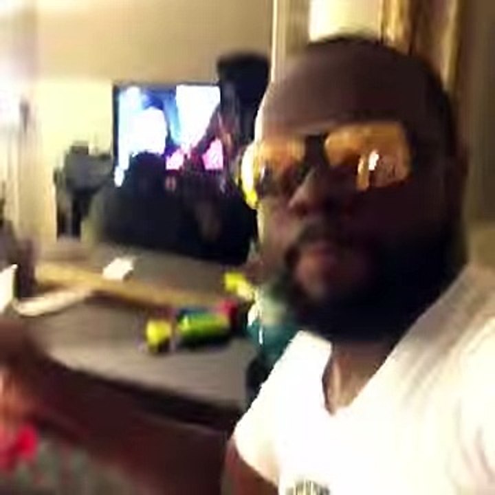 Maitre Gims - ZOOM ZOOM (PAGANI ZONDA ZOOM ZOOM) [EXCLU TOTAL]