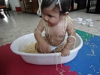 Baño de spaguetti MOV00426.AVI