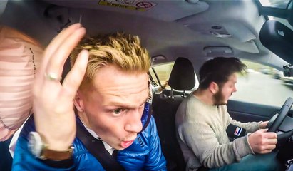 Vlog Çekerken Kaza Yaptılar