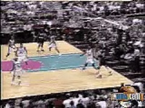 Sabonis miss, rebound and in