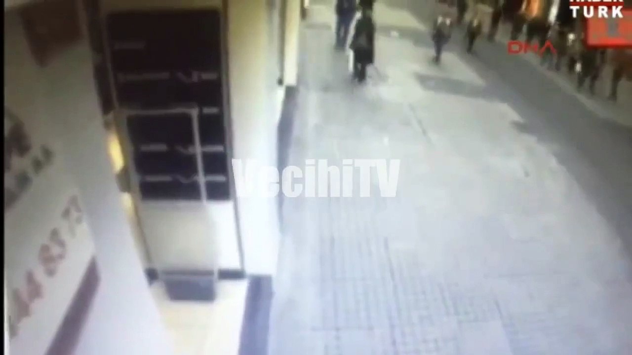 Taksim PATLAMA ANI MOBESE KAMERALARINDA