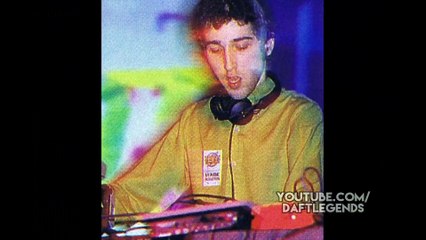 250 Daft Punk Pics in Under 1 Minute