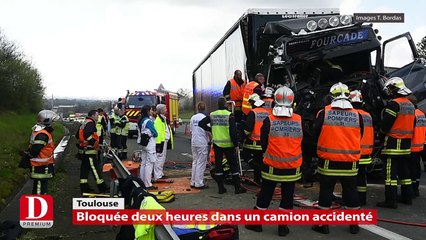 Bloquée deux heures dans un camion accidenté