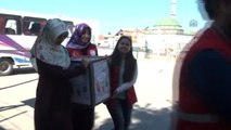 Ygs'de Kullanılan Kırtasiye Malzemeleri İlkokul Öğrencilerine Dağıtıldı