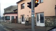 Drunk Bosnian Guy Doing Moonwalk (Bosanski Michael Jackson)