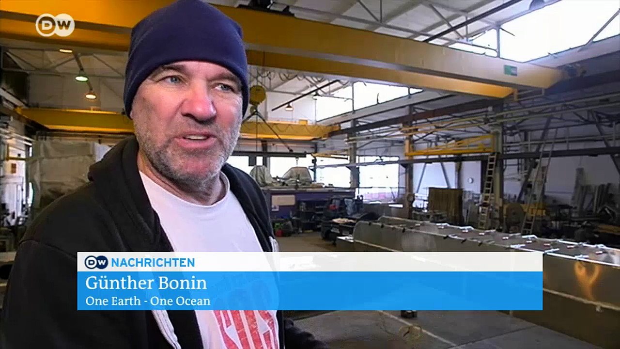 Plastikmüll im Meer - Abhilfe durch 'Müll-Katamaran' | Wirtschaft